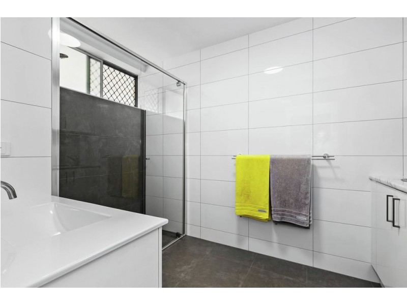 4/51 Rialto Street, Coorparoo QLD 4151