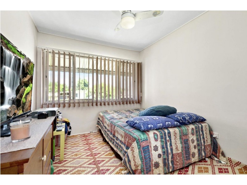 6 Mirang Street, Mansfield QLD 4122