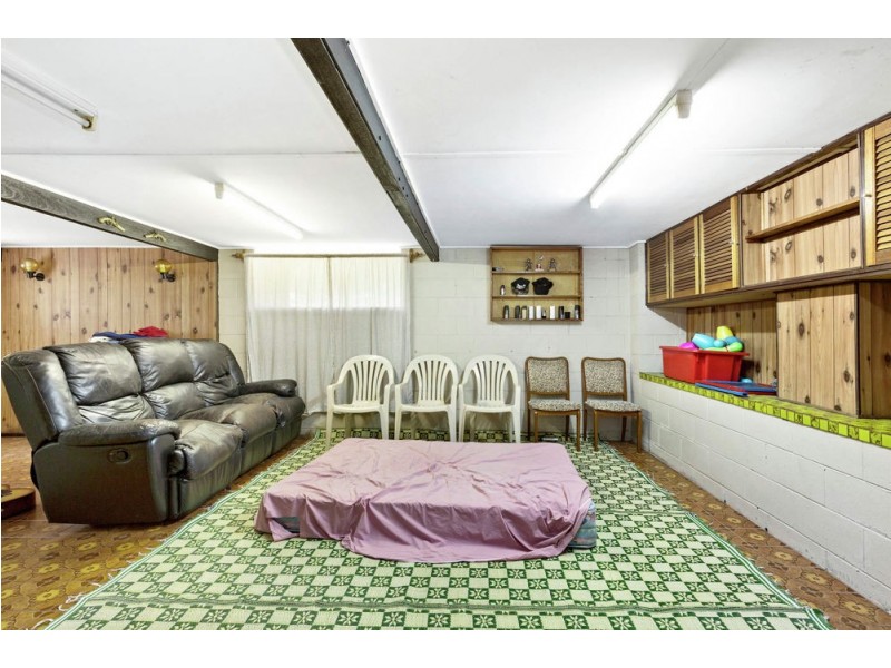 6 Mirang Street, Mansfield QLD 4122