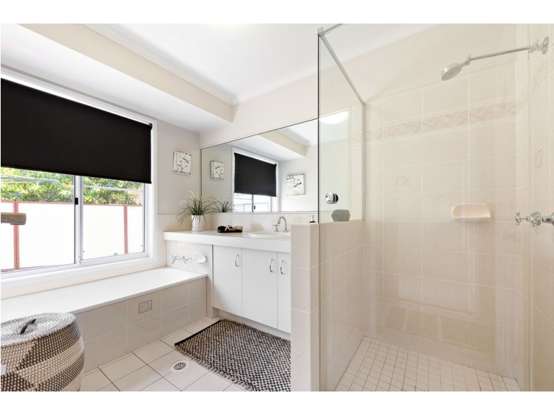 12 Aviance Close, Eight Mile Plains QLD 4113