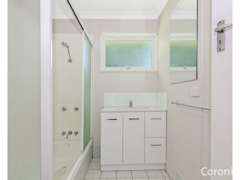 74 Amega Street, Mount Gravatt East QLD 4122