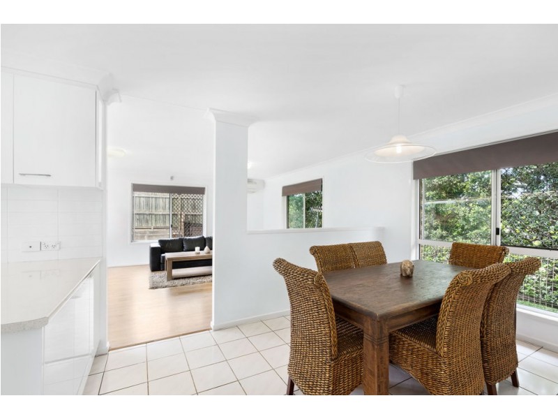 8 Gilgo Street, Wishart QLD 4122