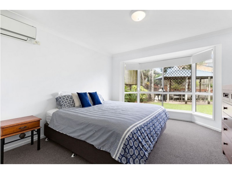 8 Gilgo Street, Wishart QLD 4122