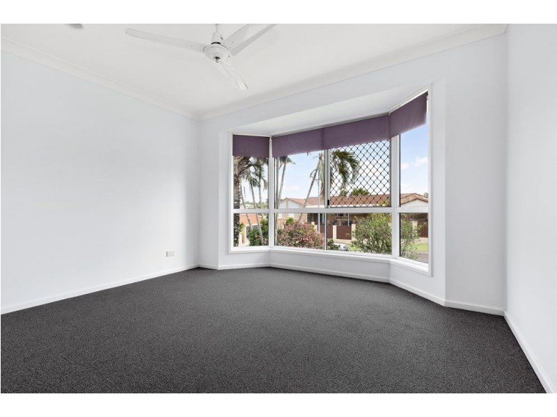 8 Gilgo Street, Wishart QLD 4122