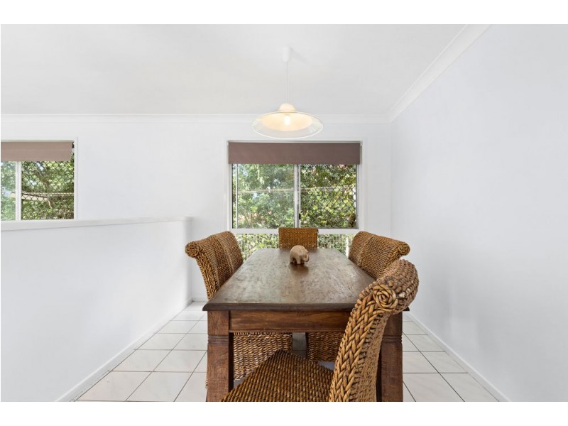 8 Gilgo Street, Wishart QLD 4122