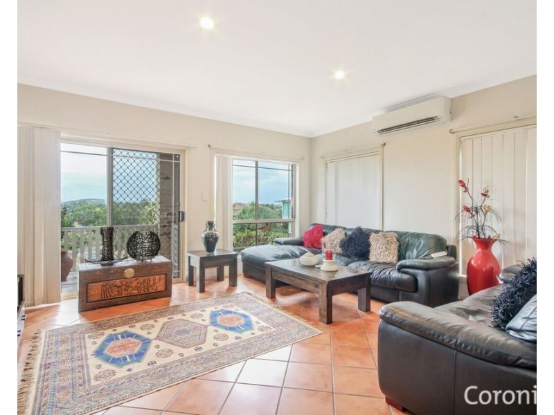 21 Holm Place, Carindale QLD 4152