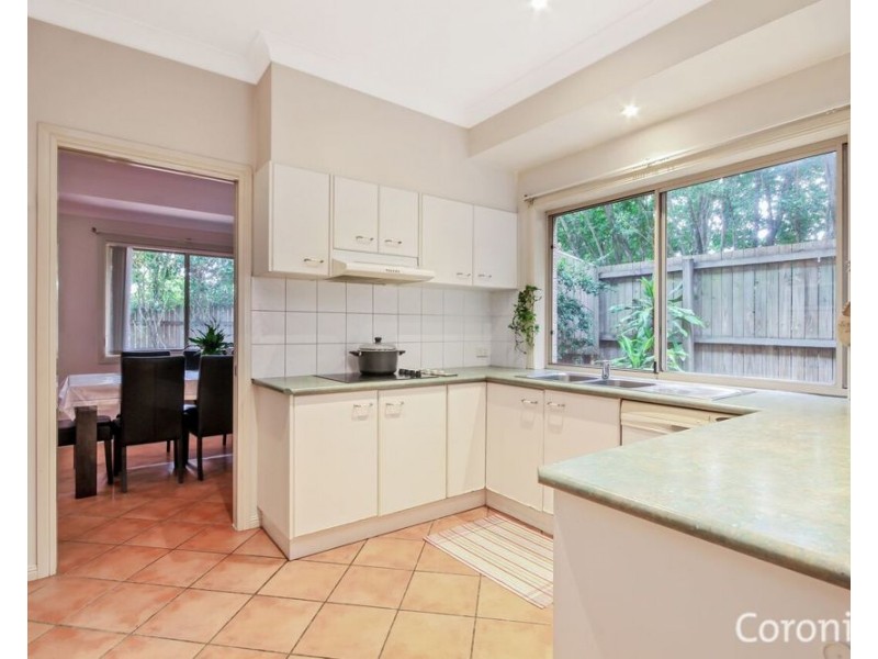 21 Holm Place, Carindale QLD 4152