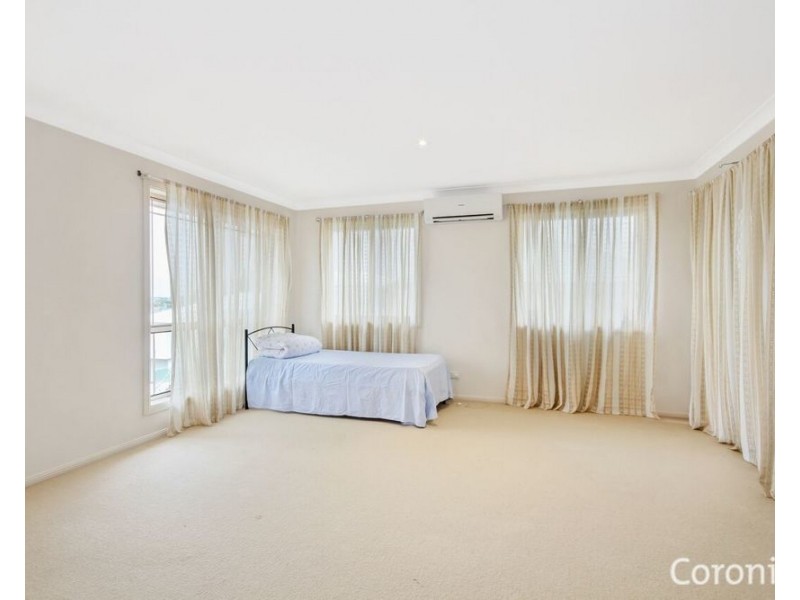 21 Holm Place, Carindale QLD 4152