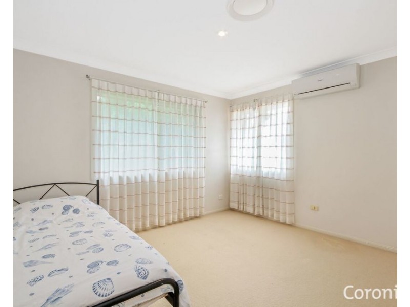 21 Holm Place, Carindale QLD 4152