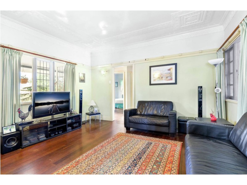 4 Bartlett Street, Morningside QLD 4170