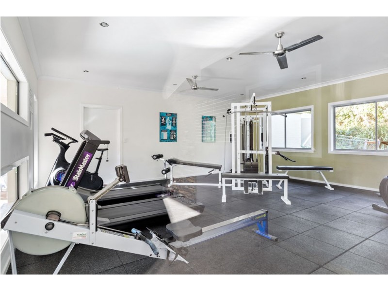 18 Whitsunday Place, Redland Bay QLD 4165