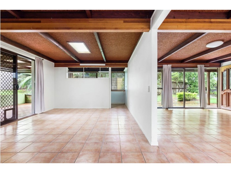 2 Hazelwood Street, Shailer Park QLD 4128
