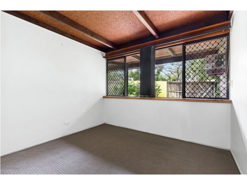 2 Hazelwood Street, Shailer Park QLD 4128