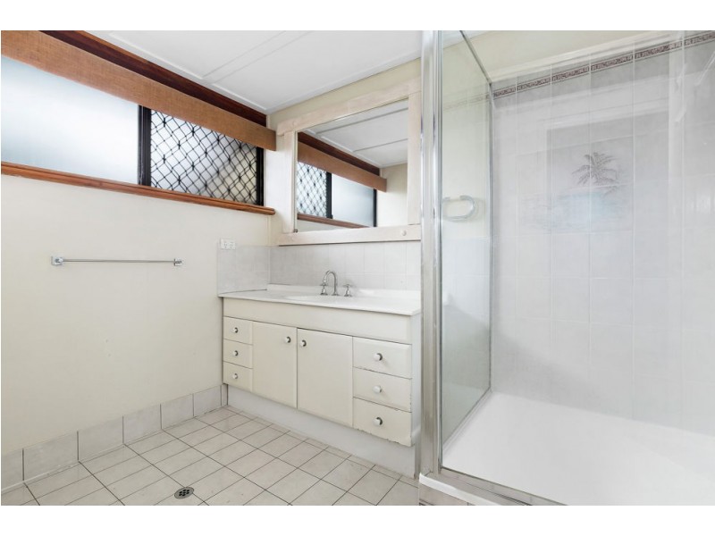 2 Hazelwood Street, Shailer Park QLD 4128