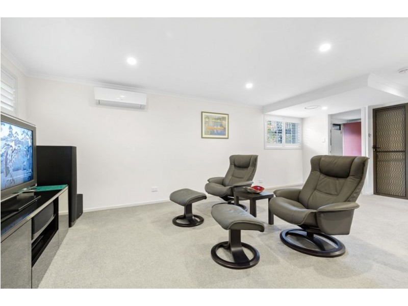 5 Colombo Street, Wishart QLD 4122