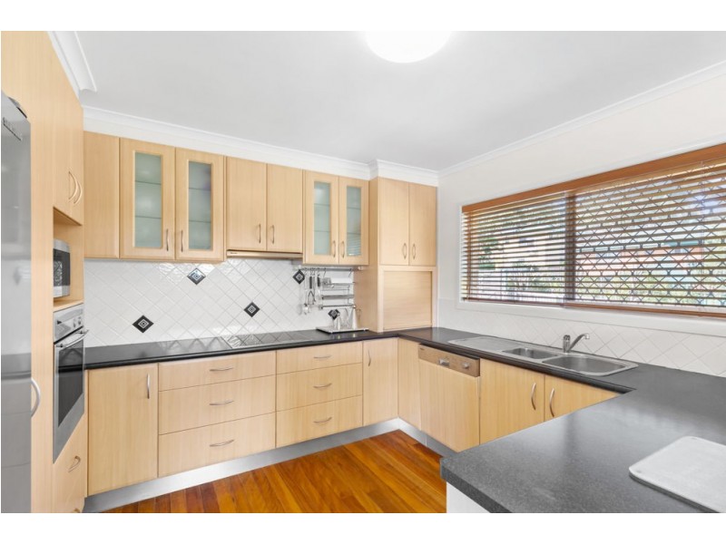 5 Colombo Street, Wishart QLD 4122