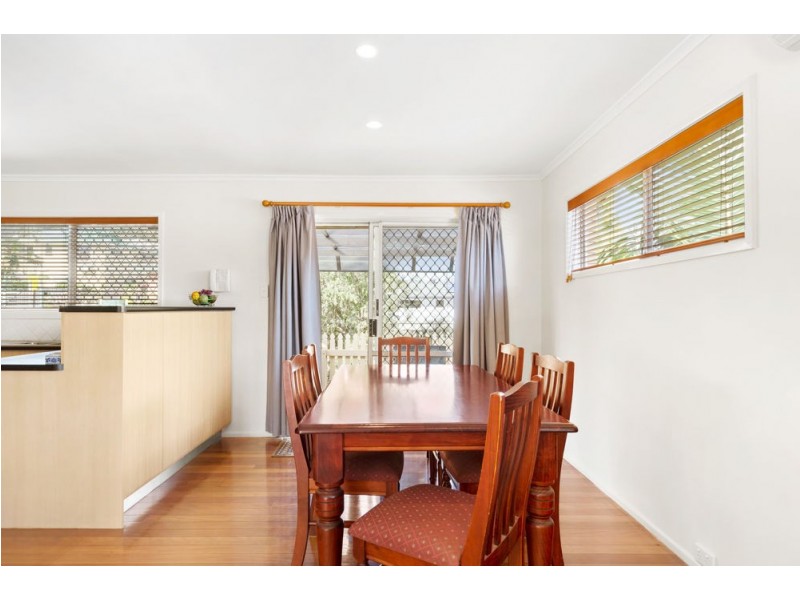 5 Colombo Street, Wishart QLD 4122