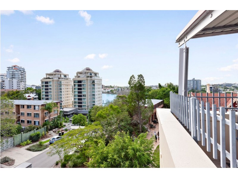 416/188 Shafston Avenue, Kangaroo Point QLD 4169