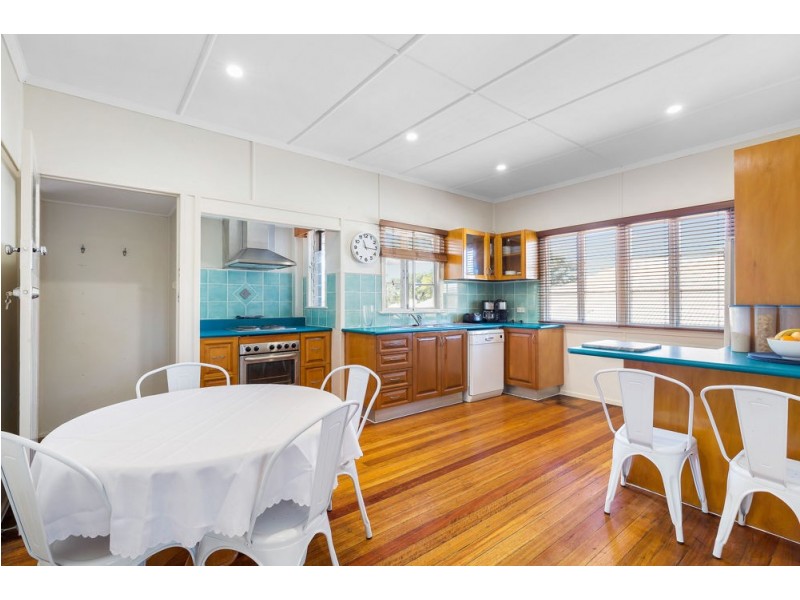 67 Foxglove Street, Mount Gravatt East QLD 4122