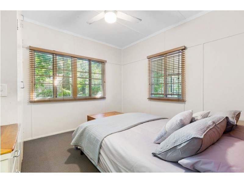 67 Foxglove Street, Mount Gravatt East QLD 4122