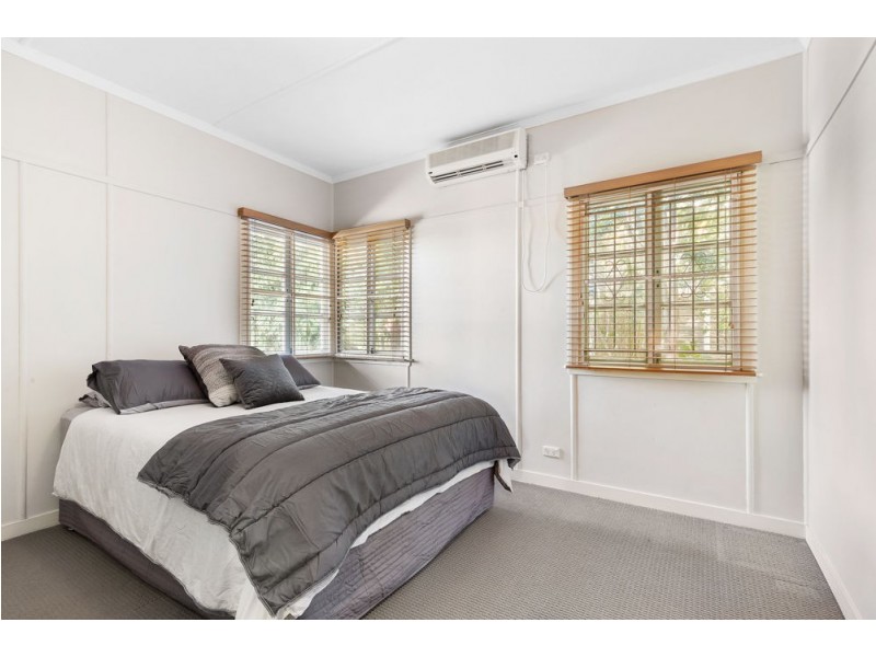 67 Foxglove Street, Mount Gravatt East QLD 4122