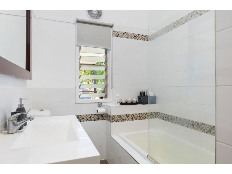 67 Foxglove Street, Mount Gravatt East QLD 4122