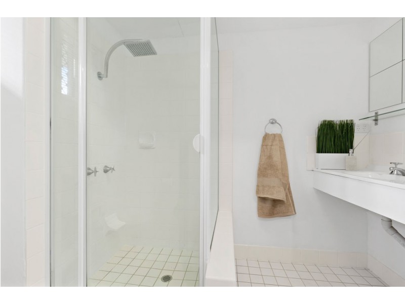 3/18 Wilton Street, Woolloongabba QLD 4102