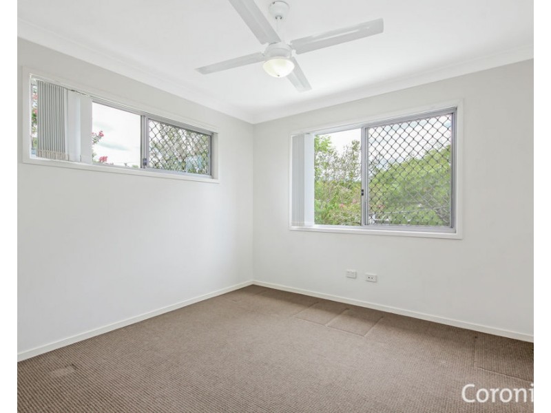 4/45 Burlington Street, Holland Park QLD 4121