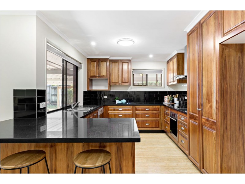 30 Goorari Street, Eight Mile Plains QLD 4113