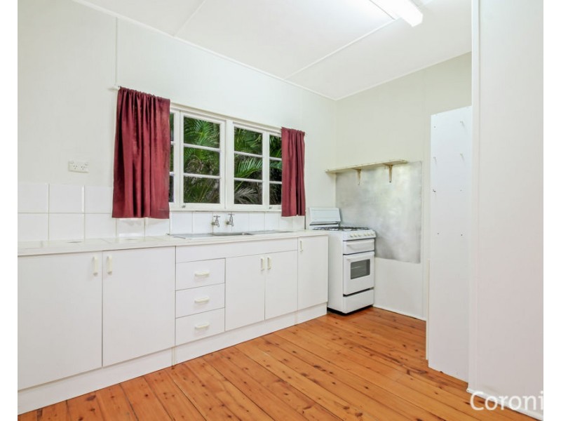 19 Ingleston St, Wynnum West QLD 4178