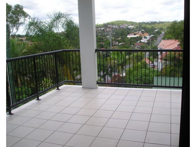 9/45 Jones Road, Carina QLD 4152