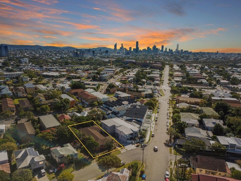 1-5/52 Nelson Street, Coorparoo QLD 4151