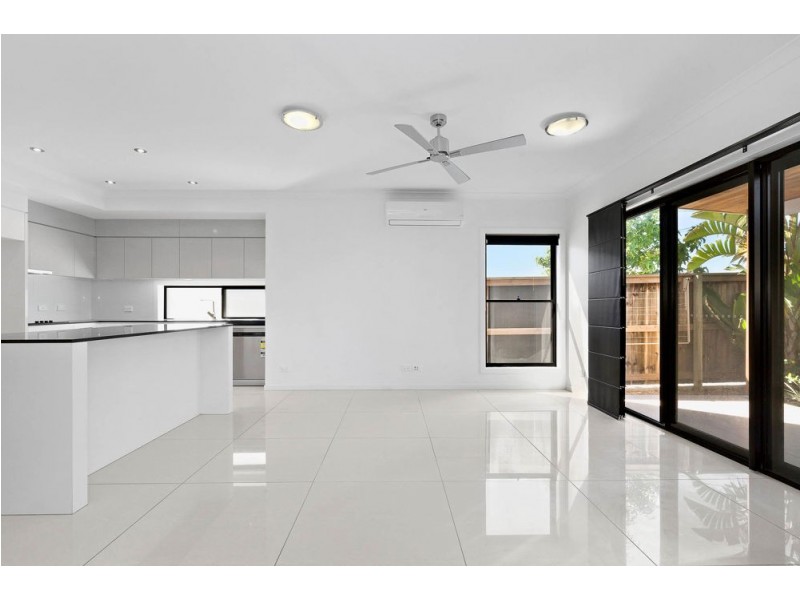 13/18 Bernecker Street, Carina QLD 4152