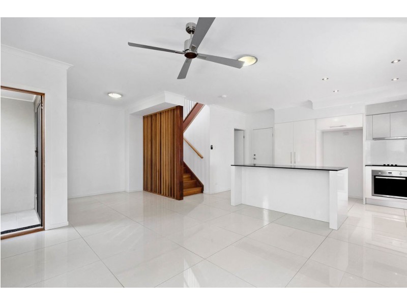 13/18 Bernecker Street, Carina QLD 4152