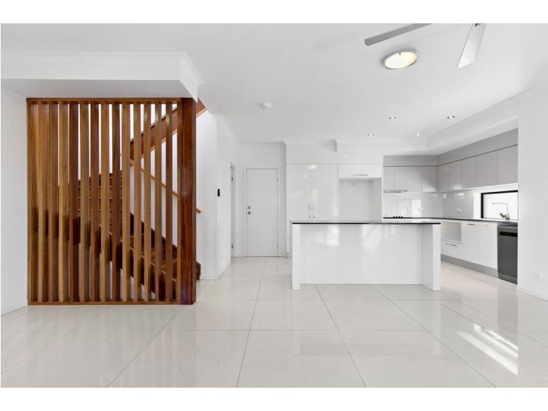 13/18 Bernecker Street, Carina QLD 4152