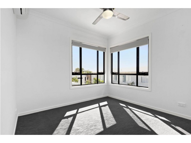 13/18 Bernecker Street, Carina QLD 4152