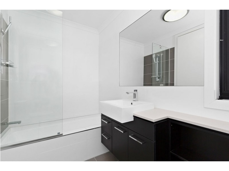 13/18 Bernecker Street, Carina QLD 4152