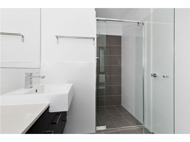 13/18 Bernecker Street, Carina QLD 4152