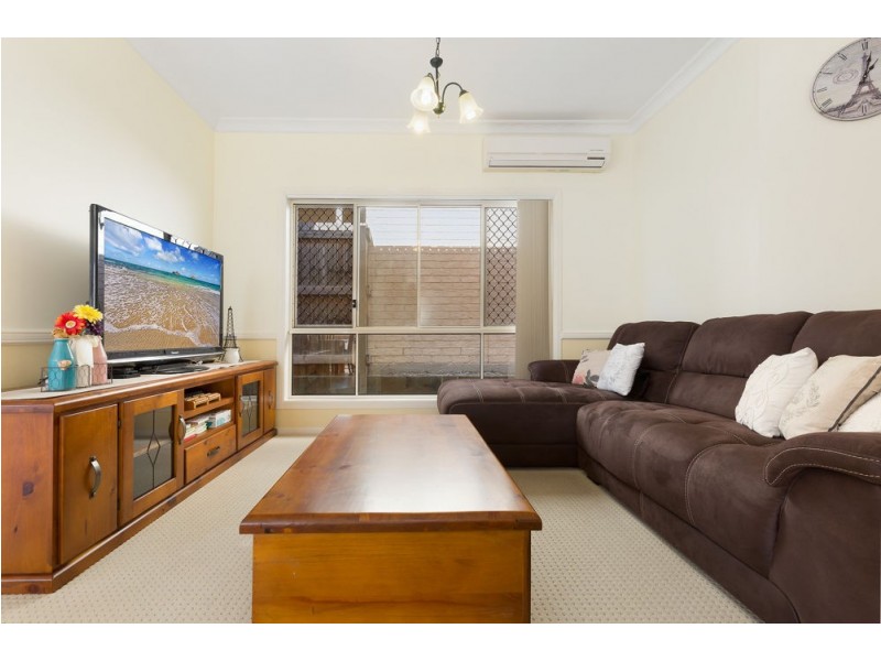 10 Simpson Way, Forest Lake QLD 4078