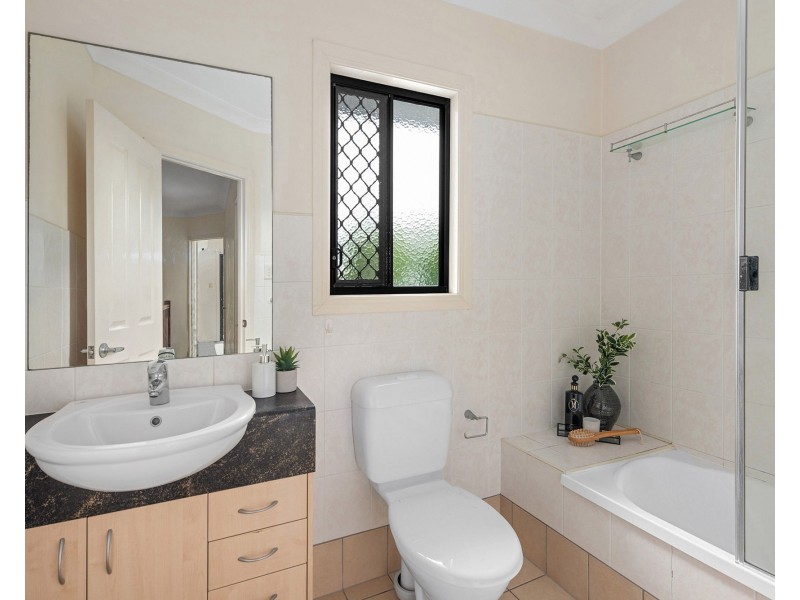 2/50 Jones Road, Carina Heights QLD 4152