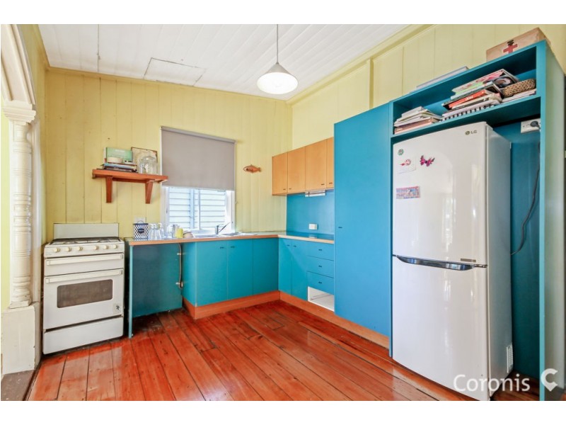 154 Temple Street, Coorparoo QLD 4151