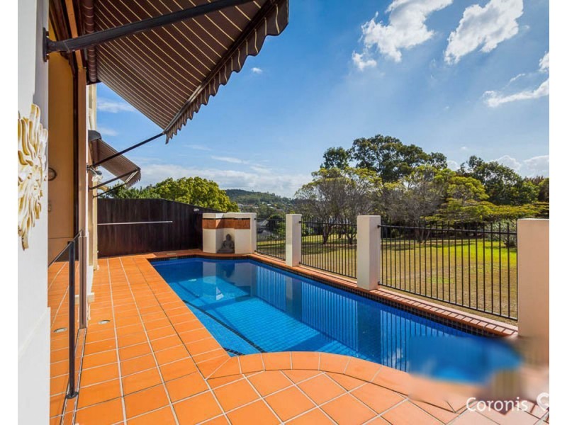 50 Flame Tree Crescent, Carindale QLD 4152