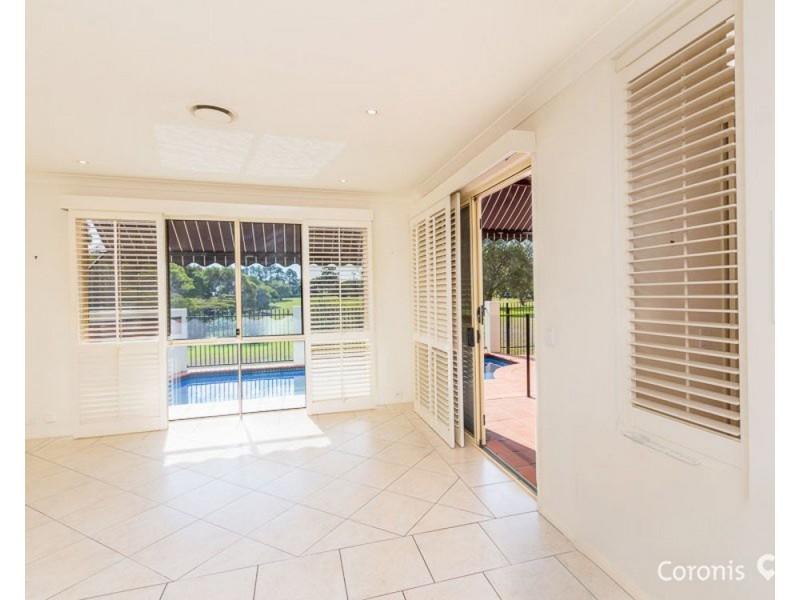 50 Flame Tree Crescent, Carindale QLD 4152