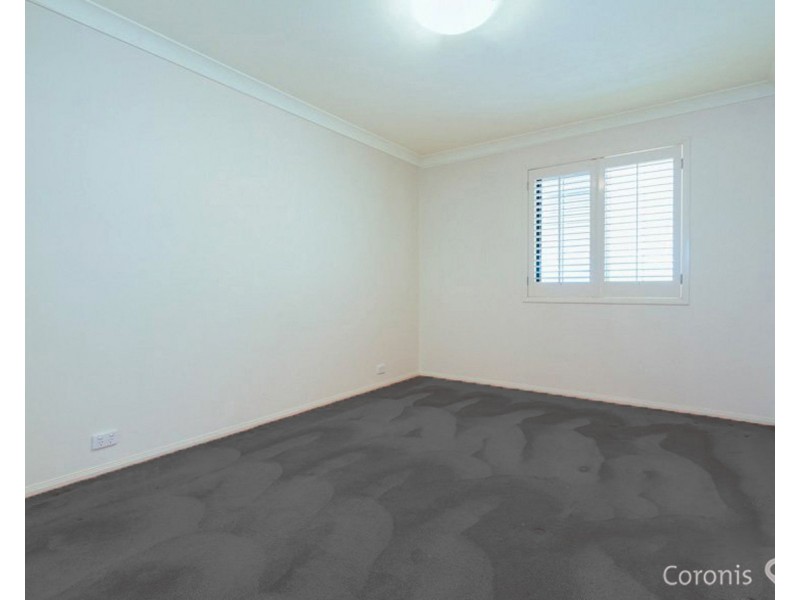 50 Flame Tree Crescent, Carindale QLD 4152