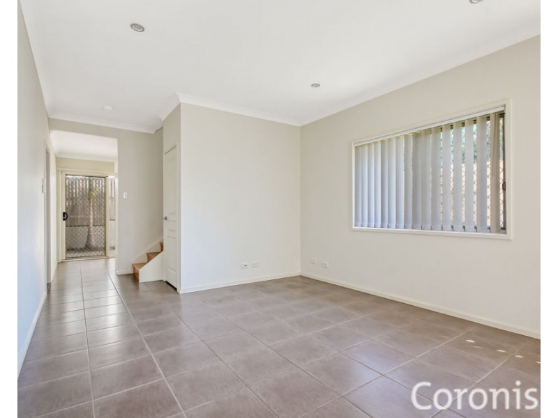 1/43 Dickenson Street, Carina QLD 4152