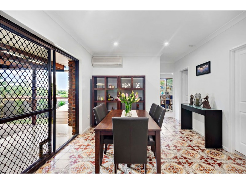 42 Peachdale Street, Tingalpa QLD 4173