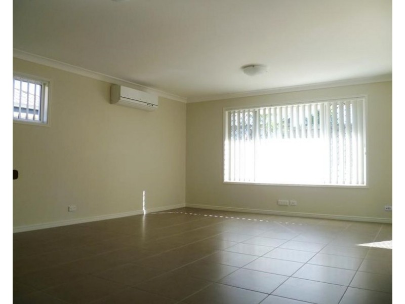 22 Bailey Street, Wakerley QLD 4154