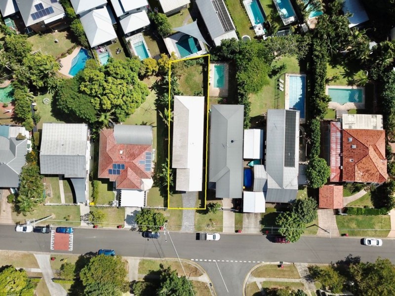 54 The Promenade, Camp Hill QLD 4152