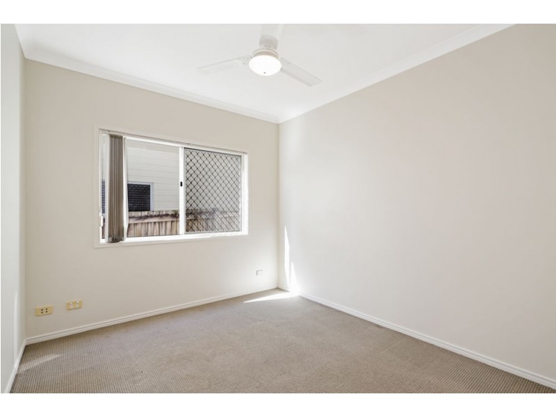 54 The Promenade, Camp Hill QLD 4152