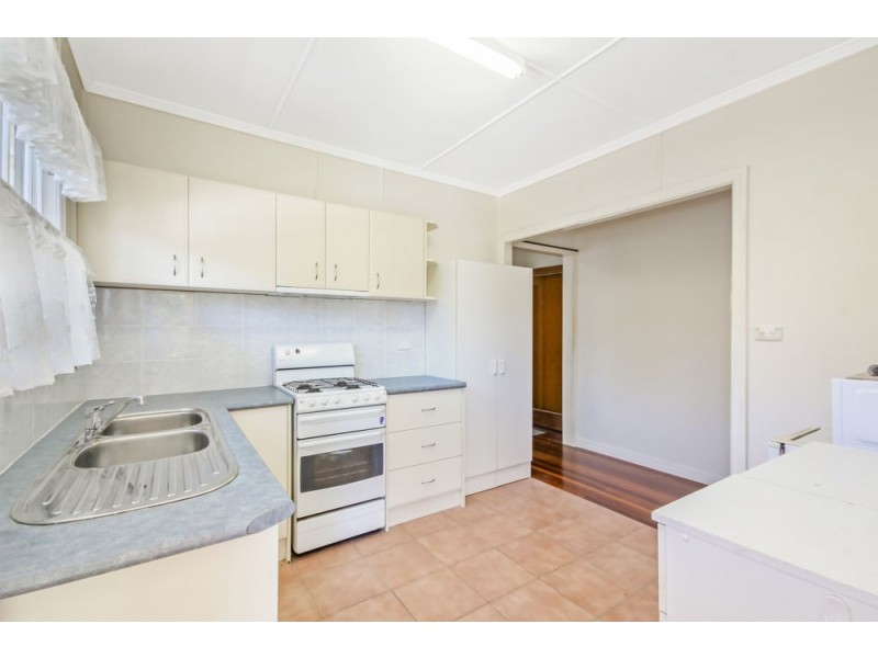 36 Miriam Street, Holland Park West QLD 4121